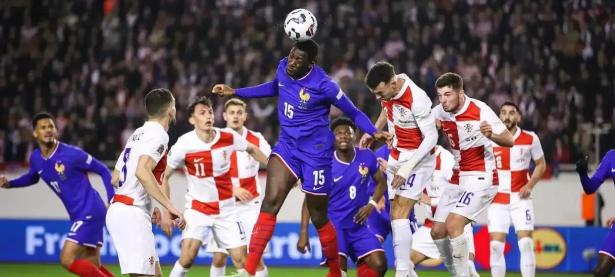 三亿体育体育娱乐-法国队连续三场胜利，稳坐领跑位置