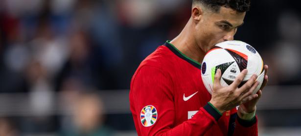 三亿体育体育官网-葡萄牙独尊世界足坛欧国杯冠军的简单介绍