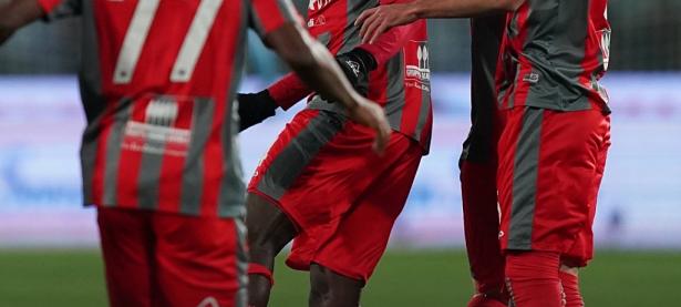 三亿体育体育app下载地址-克雷莫内主场失利，防守有待改善的简单介绍