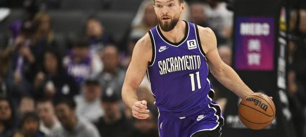 三亿体育体育官方入口-尼克斯惊险击败独行侠，喜获胜利