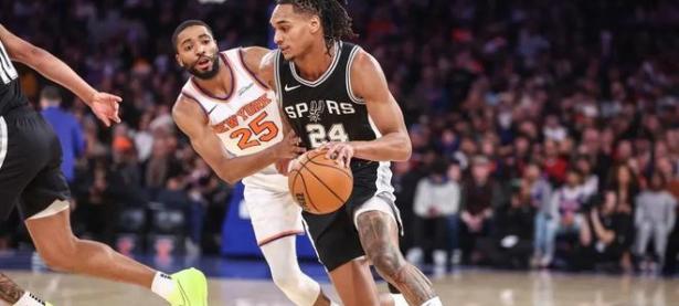 三亿体育体育课程-马刺战胜尼克斯，杀入西部前四