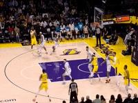 三亿体育体育官网入口-包含欧洲篮球比赛接近尾声，各队紧咬比分争夺冠军的词条