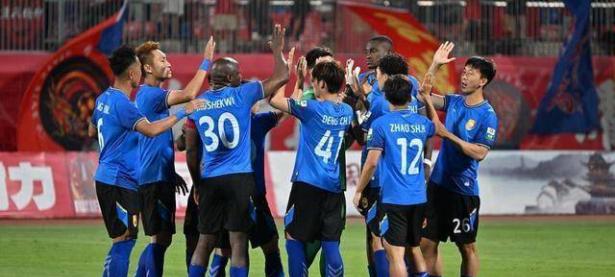 三亿体育体育vip注册-紧张刺激的对决：双方豪强蓄势待发的简单介绍