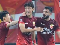 三亿体育体育官网app-广州富力客场对战上海上港，实力对比谁将拿下宝贵的分？