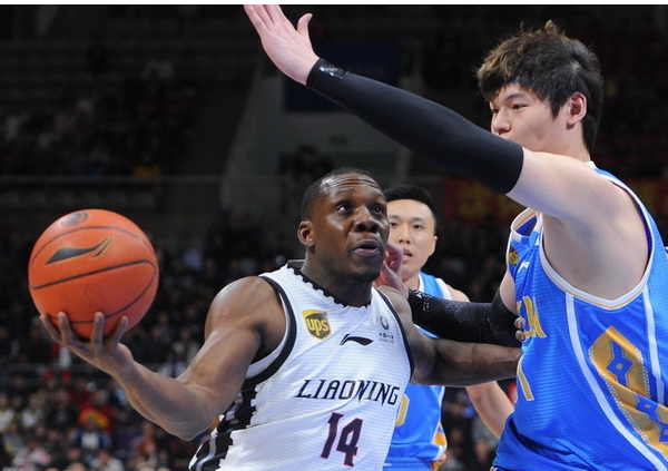 球员个人战绩在国际篮球赛场上闪光的简单介绍 球员个人战绩在国际篮球赛场上闪光的简单介绍