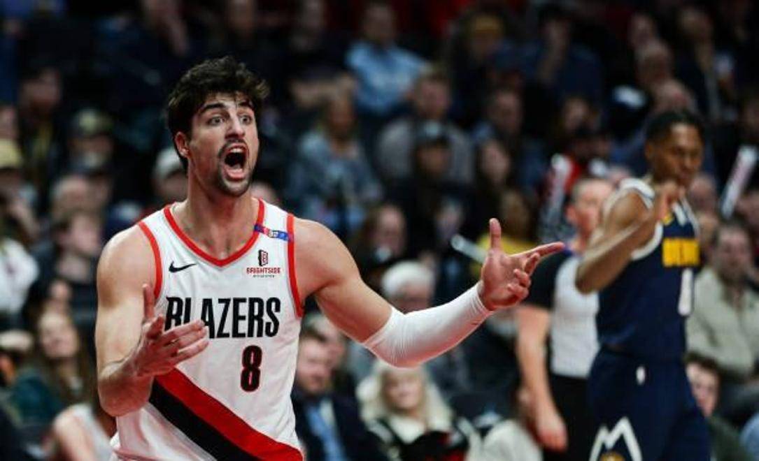 开拓者队关键球员复出,球队实力大增 开拓者队关键球员复出,球队实力大增