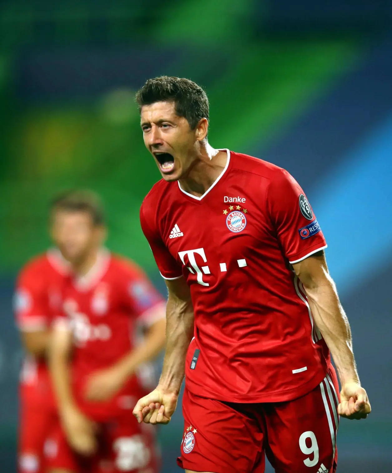 多特突然离队,俱乐部踢球选手书写新篇 多特突然离队,俱乐部踢球选手书写新篇