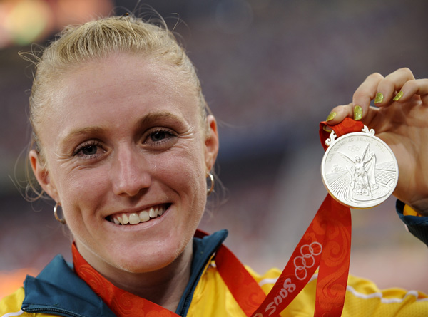 新加坡田径选手突破个人记录,赢得认可 新加坡田径选手突破个人记录,赢得认可