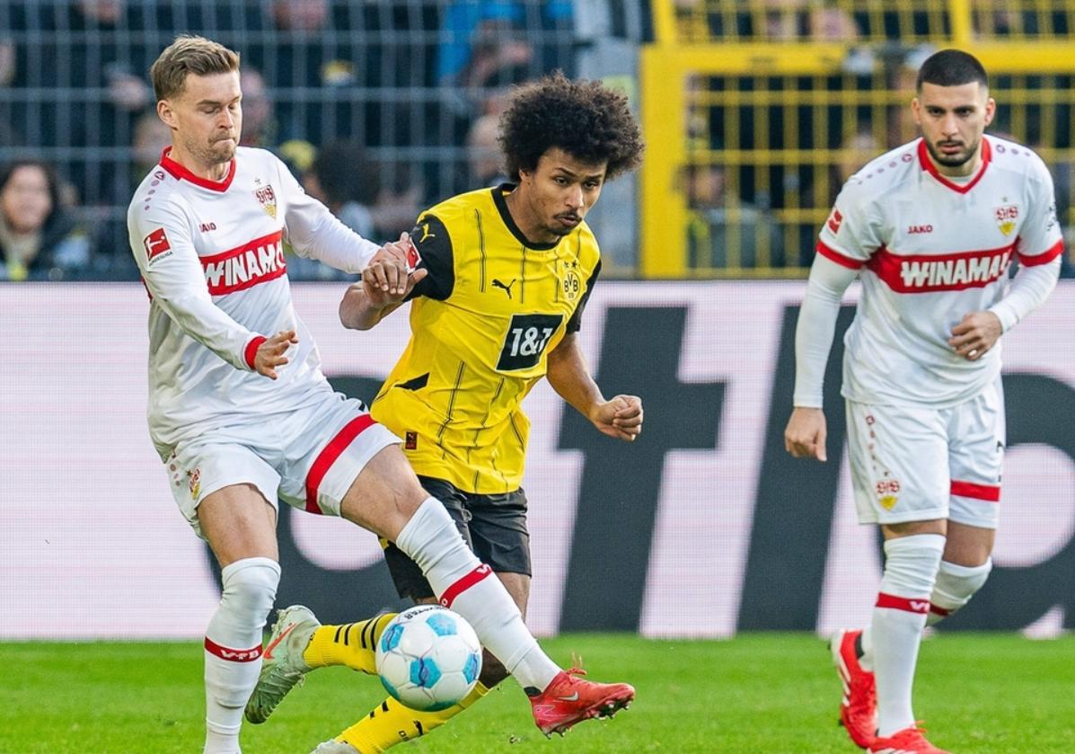 巴黎劲旅成功逆转，乌龙球令马德里球队尴尬的简单介绍