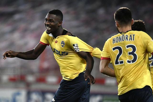 尼斯客场逼平索肖，难以分出胜负的简单介绍