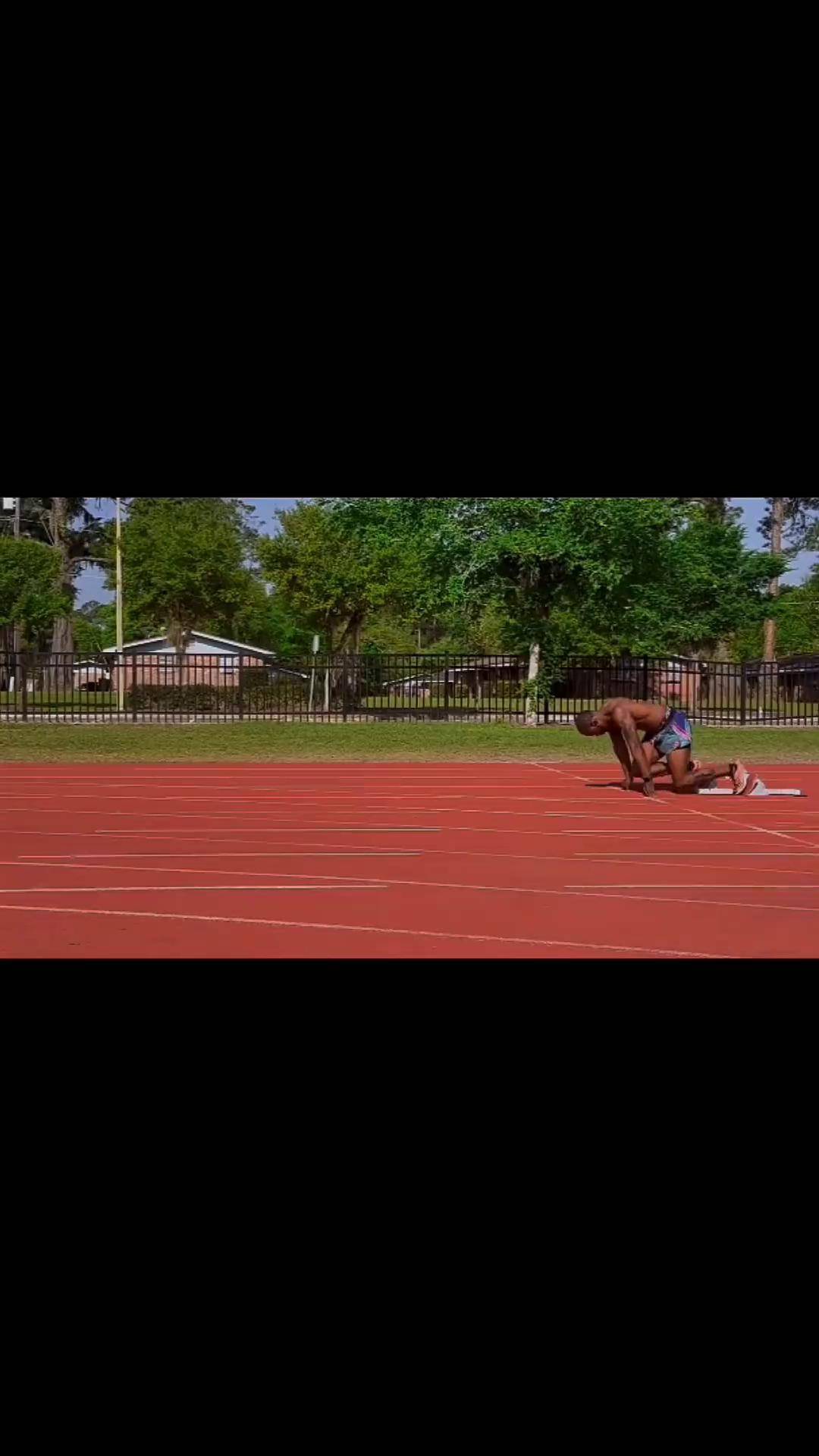 墨西哥田径选手表现突出，收获男子短跑金牌的简单介绍