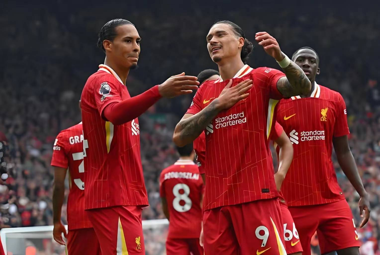 关于利物浦主场大胜对手,球队稳坐积分榜榜首的信息 关于利物浦主场大胜对手,球队稳坐积分榜榜首的信息