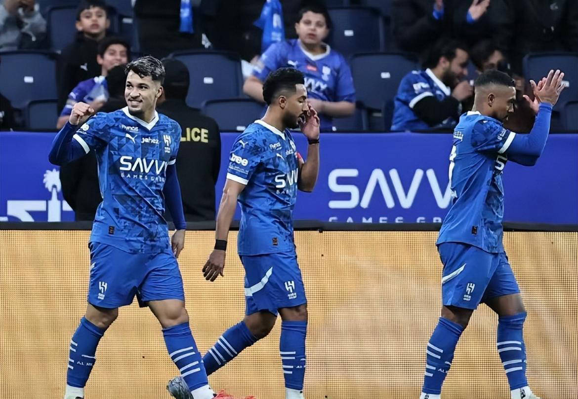 切尔西客场击败波尔图，稳居小组榜首