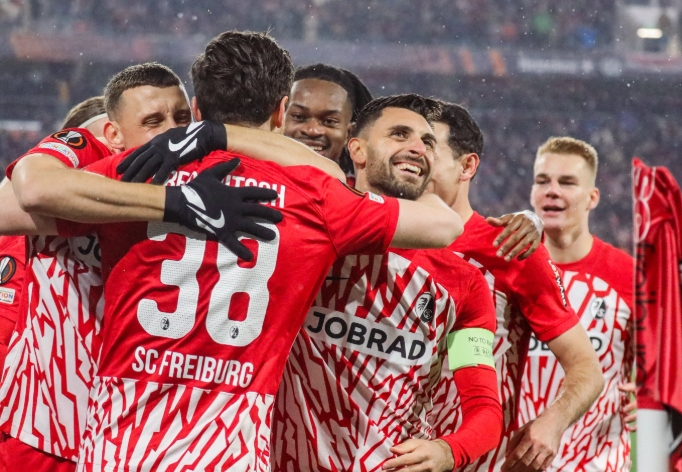 球队实力对战精彩不断,欧洲豪门互拼 球队实力对战精彩不断,欧洲豪门互拼