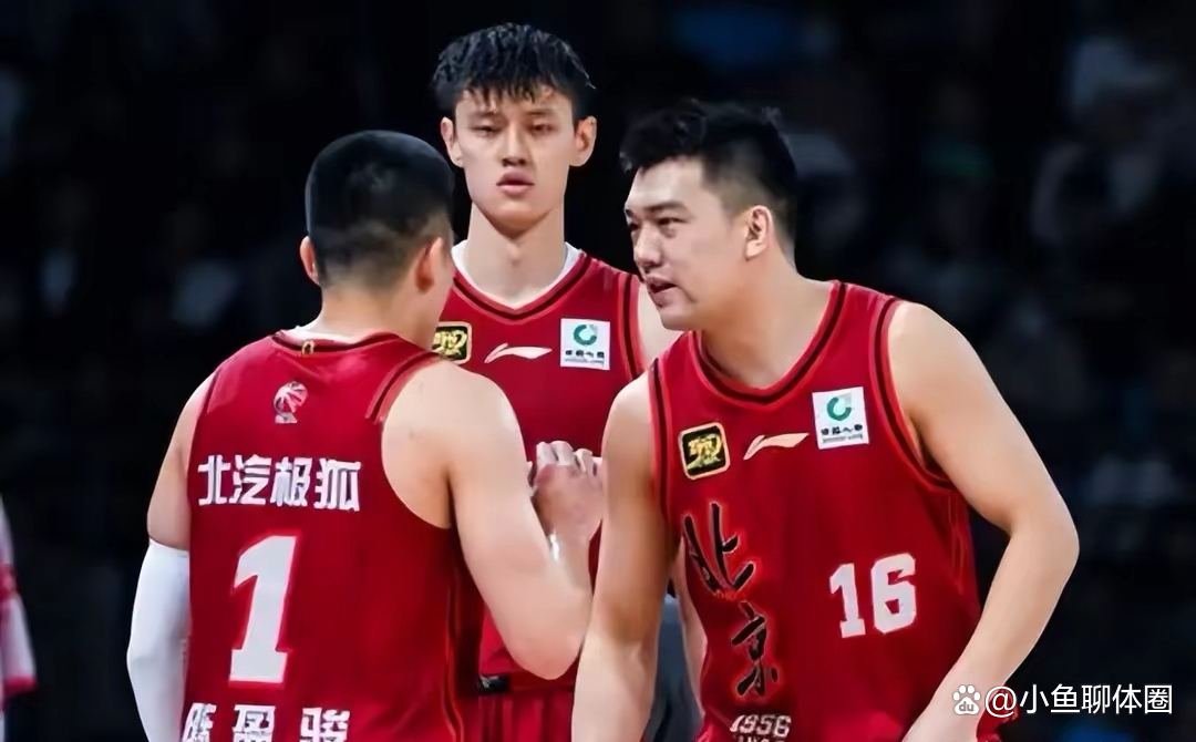 人队控卫传言欲转会，球迷震惊议论