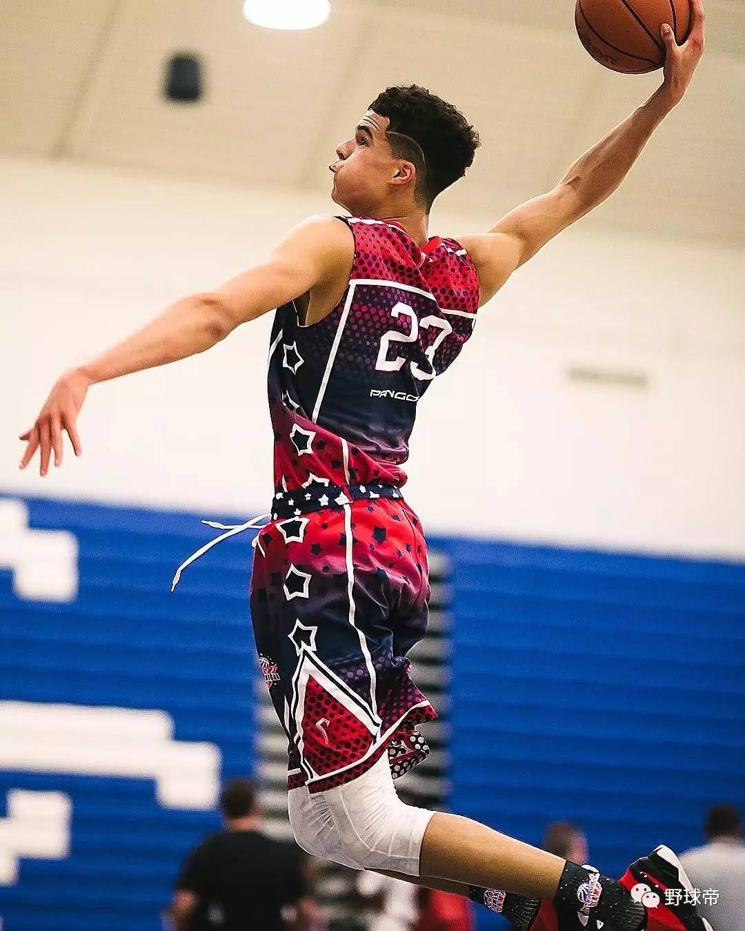 美国高中篮球联赛季后赛开始 美国高中篮球联赛季后赛开始