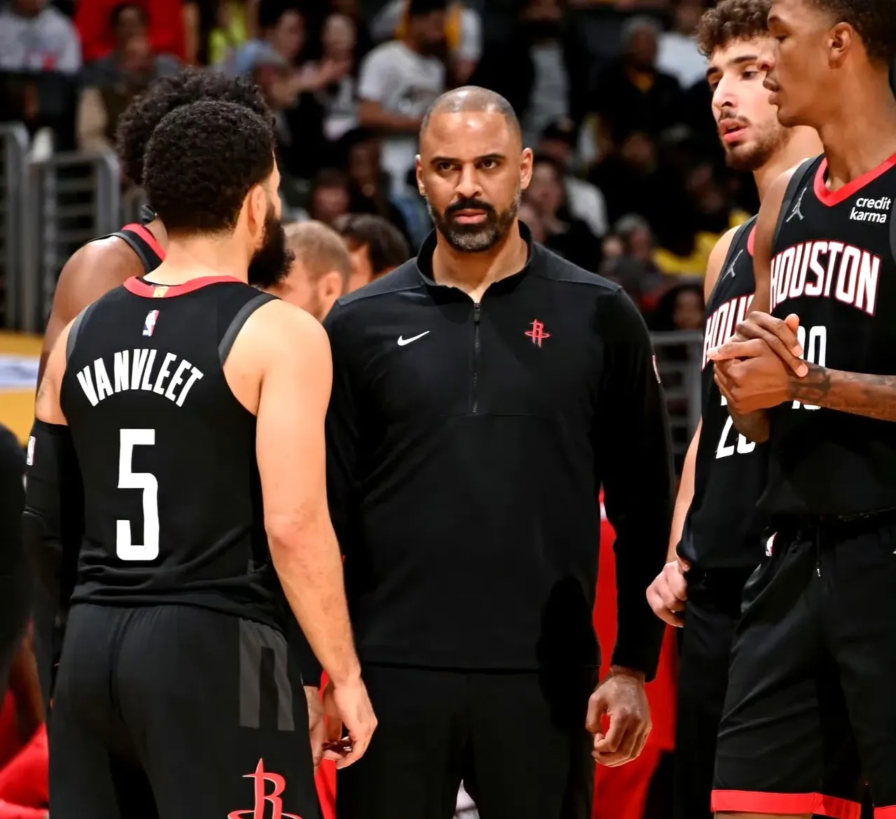 火箭胜森林狼，一哥恩继续贡献