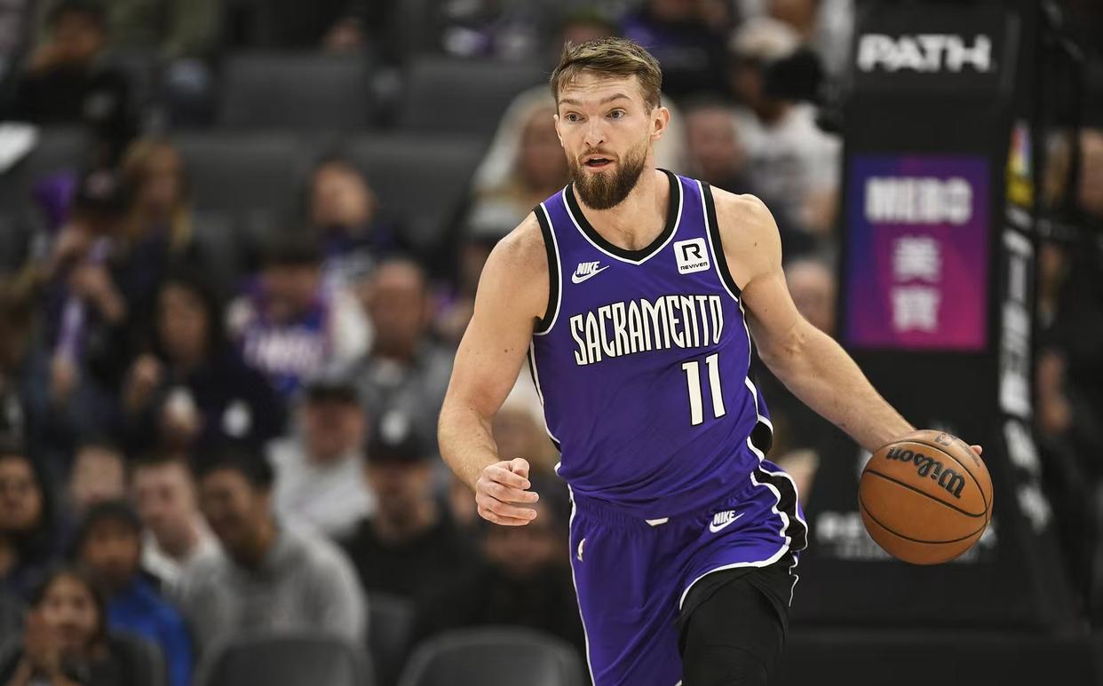 尼克斯惊险击败独行侠,喜获胜利 尼克斯惊险击败独行侠,喜获胜利