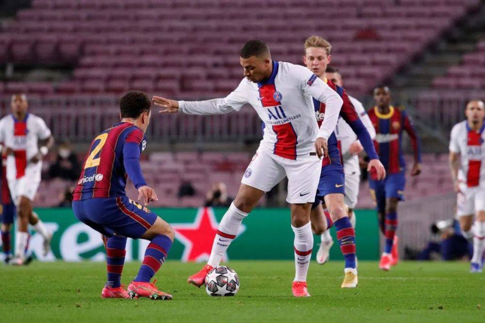 关于一场激烈的足球对决在法国掀起轰动的信息 关于一场激烈的足球对决在法国掀起轰动的信息