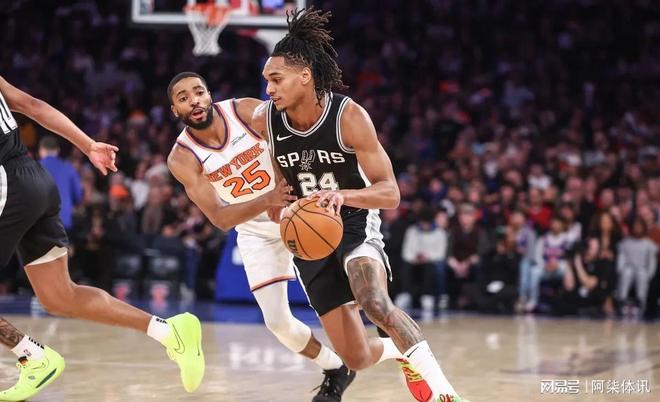 马刺战胜尼克斯，杀入西部前四