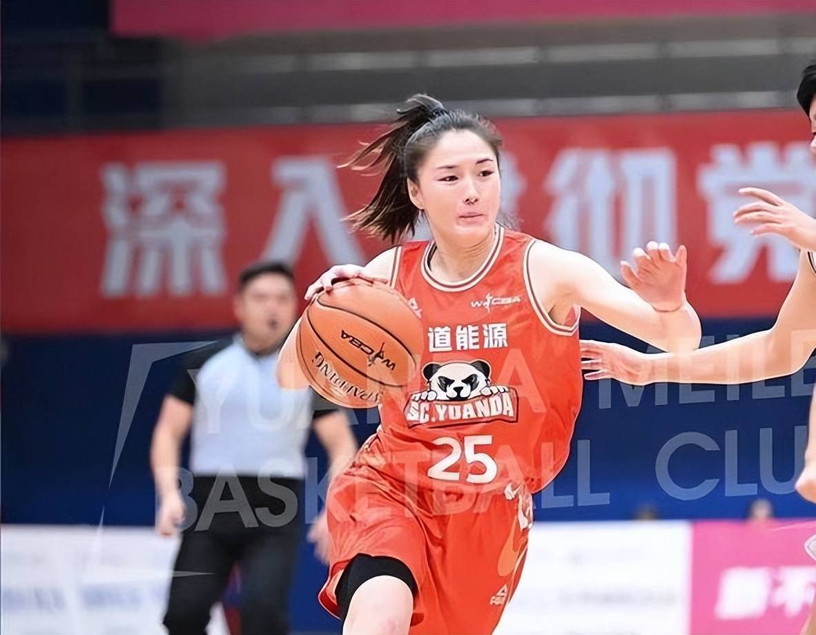 激情之战：内蒙女篮为胜利拼尽全力的简单介绍