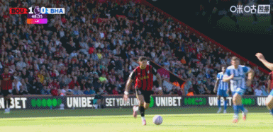 包含伯恩茅斯主场失利，遭遇困境的词条